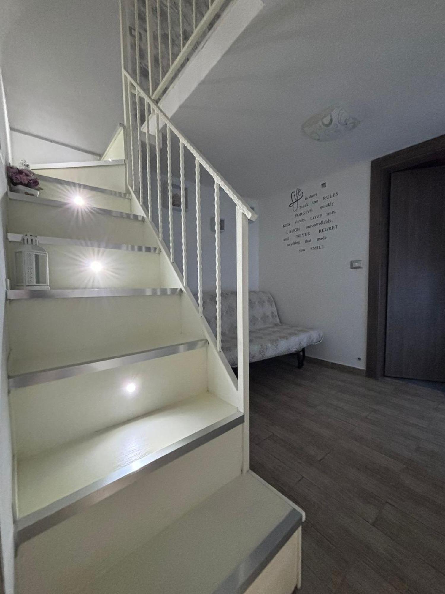 Ferienwohnung La Casa Di Zia Raf Neapel Exterior foto